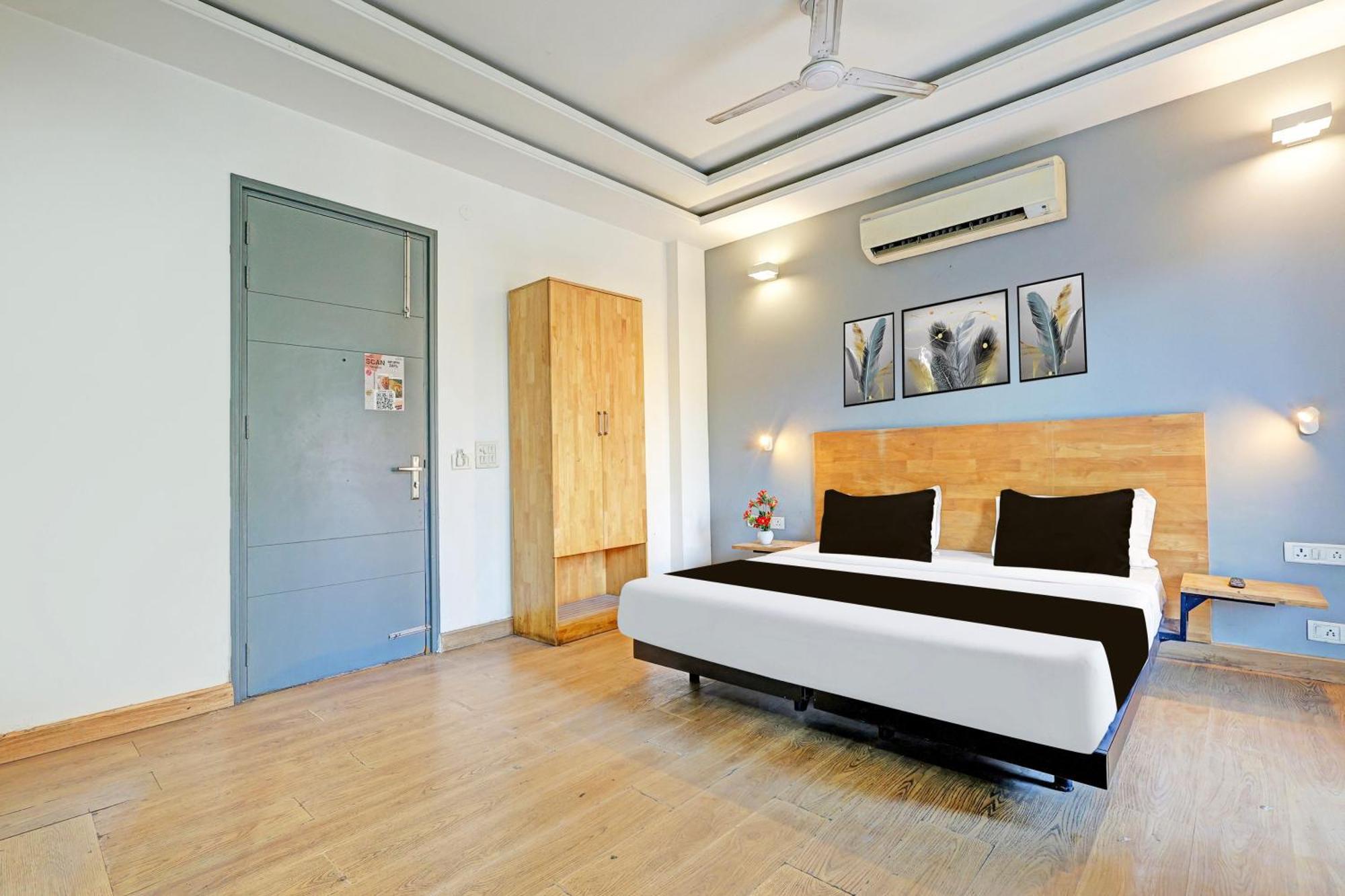 Townhouse Sector 49 Sohna Road Hotel คูร์เคาน์ ภายนอก รูปภาพ