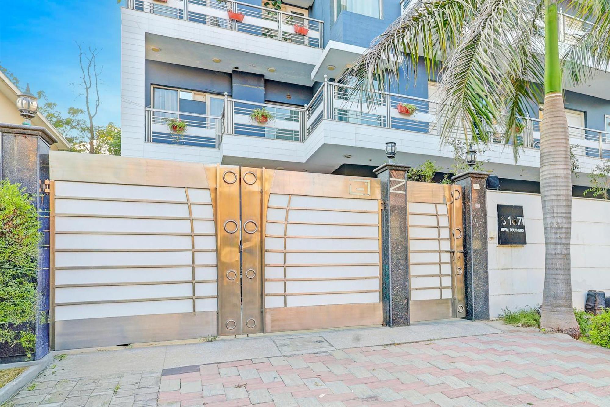 Townhouse Sector 49 Sohna Road Hotel คูร์เคาน์ ภายนอก รูปภาพ