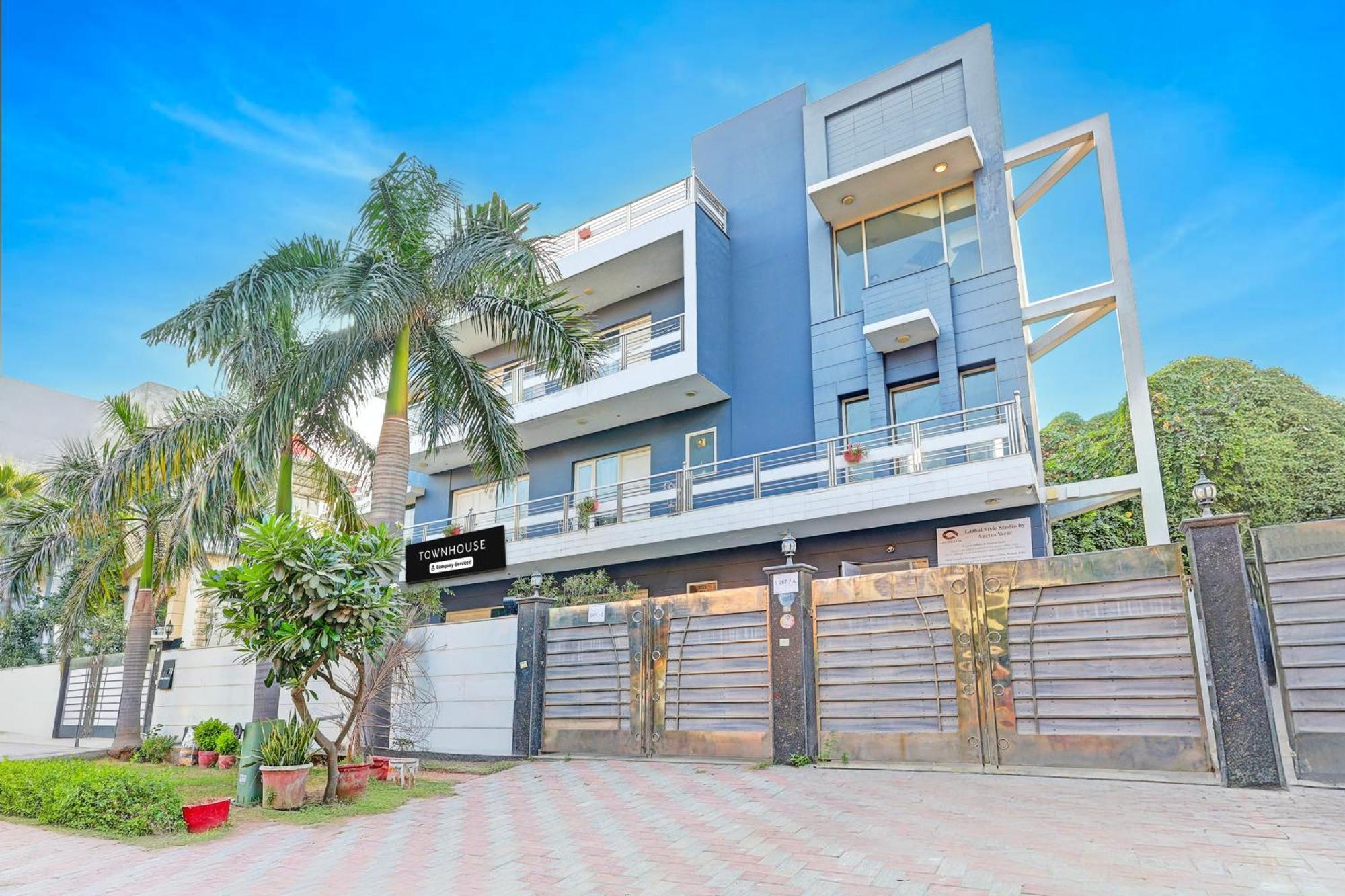 Townhouse Sector 49 Sohna Road Hotel คูร์เคาน์ ภายนอก รูปภาพ